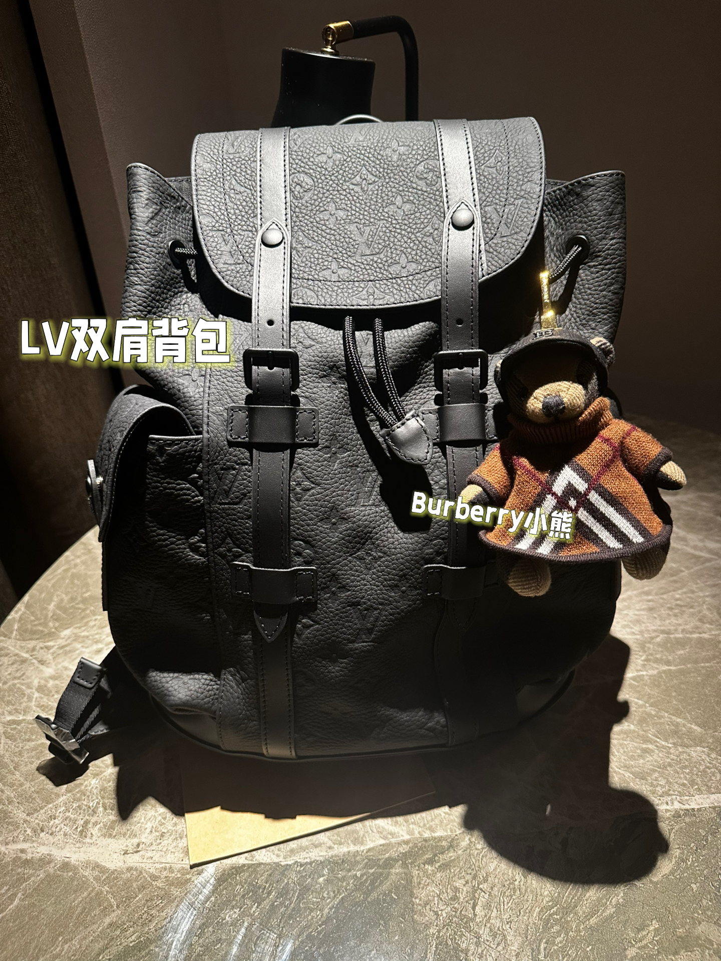 LV最新男双肩包，时尚与实用完美融合